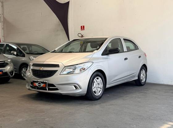 CHEVROLET ONIX 1.0 MPFI JOY 8V FLEX 4P MANUAL CHEVROLET ONIX 1.0 MPFI JOY 8V FLEX 4P MANUAL